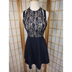 TeezeMe Sz 1/2 Lace Halter Dress